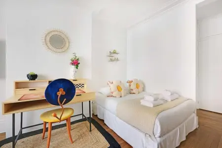 CW-17-DURET, Charmant appartement -4P- Proche Arc de Triomphe - Photo 13
