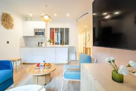 AM-14-FENIERS-3, Bel appartement 3 pièces - Hyper centre St Tropez - Photo 4
