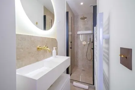 AM-14-FENIERS-2, Appartement cosy 2 chambres - Hyper centre St Tropez - Photo 3