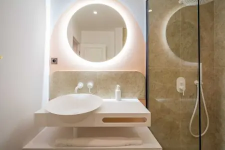 AM-14-FENIERS-2, Appartement cosy 2 chambres - Hyper centre St Tropez - Photo 12