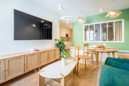 AM-14-FENIERS-2, Appartement cosy 2 chambres - Hyper centre St Tropez - Photo 15