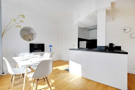 VM-35-BOURETS, Appartement confortable au Porte de Paris / Suresnes - Photo 3