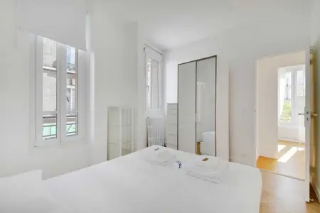VM-35-BOURETS, Appartement confortable au Porte de Paris / Suresnes - Photo 7