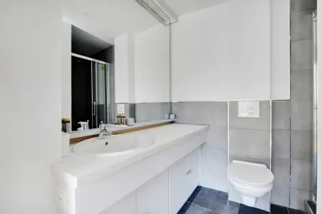 VM-35-BOURETS, Appartement confortable au Porte de Paris / Suresnes - Photo 11