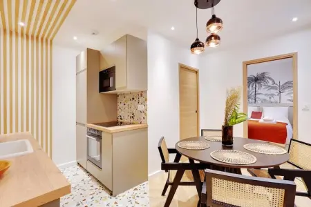 BL-84-GAULLE, Magnifique Appartement 1BR/4P - Arc de Triomphe - Photo 2