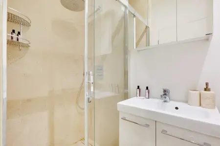 AM-51-JAURES, Cosy & chic studio - 2P - Levallois - Photo 4