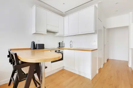 AM-51-JAURES, Cosy & chic studio - 2P - Levallois - Photo 5