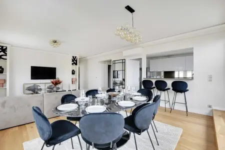 CC-12-MONTAGNE, Superbe appartement - 3BR/6P - La Défense - Photo 11