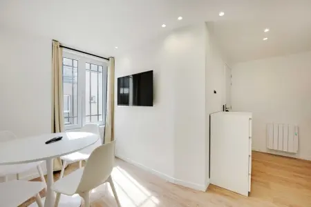 CT-68-MOUTIER-5, Appartement cosy et tout équipé - 2P/3P - proche Paris - Photo 2