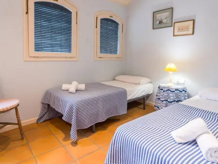 Maison calme à 30m de la plage de Llafranc-Costa Brava, 3 niveaux avec patios et terrasses, 8 pers. - Photo 16