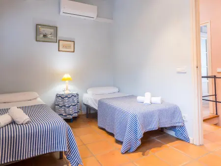 Maison calme à 30m de la plage de Llafranc-Costa Brava, 3 niveaux avec patios et terrasses, 8 pers. - Photo 17
