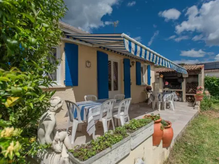 Les Volets Bleus, Maison de charme avec jardin et piscine privée - Photo 1