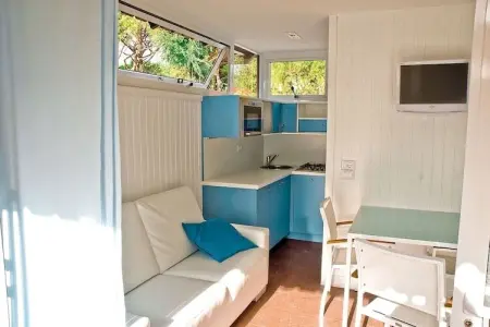Jesolo Mare Family Village Lido di Jesolo - Chalet Comfort 6 pax, Chalet dans le village familial de Jesolo Mare - Photo 1