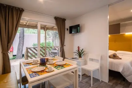 Jesolo Mare Family Village Lido di Jesolo - Lodge Superior MAXI 4 plus 1 pax, Lodge à Jesolo Mare Family Village - Photo 1