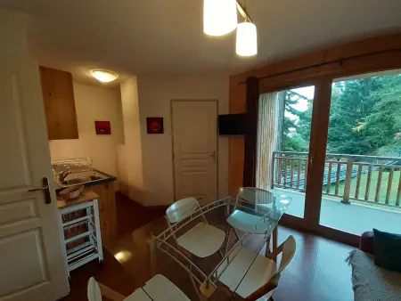 Charmant appartement 2 pièces à Valfréjus, 4 pers, proche télécabine, WiFi inclus - Photo 2