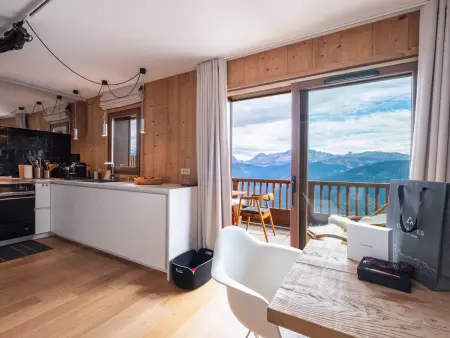 Duplex ski aux pieds avec piscine et parking, 3 chambres - Photo 3