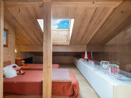 Duplex ski aux pieds avec piscine et parking, 3 chambres - Photo 9