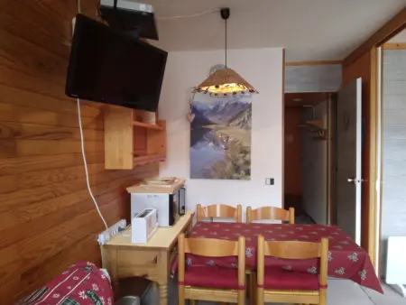 Studio fonctionnel 4 pers - Proche pistes et commerces - Animaux admis - Parking inclus - Photo 7