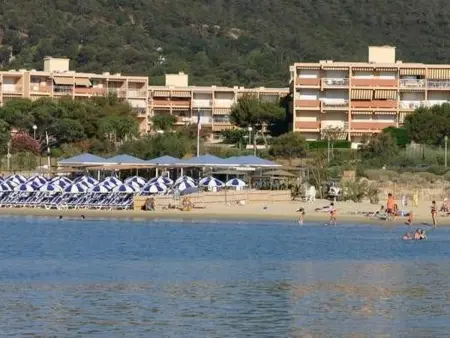 Studio cabine 4 pers avec piscine, tennis et accès direct plage - Bormes-les-Mimosas - Photo 3
