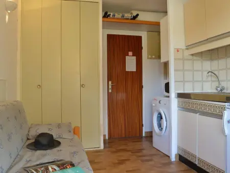 Studio cabine 4 pers avec piscine, tennis et accès direct plage - Bormes-les-Mimosas - Photo 4