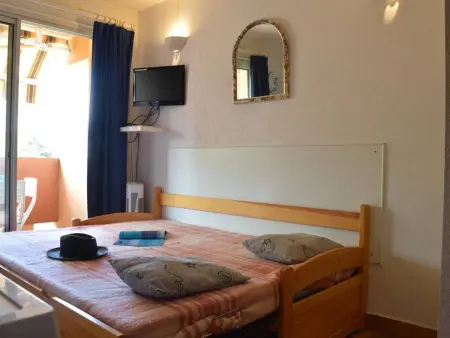 Studio cabine 4 pers avec piscine, tennis et accès direct plage - Bormes-les-Mimosas - Photo 6