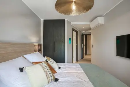 DB-7-JAURES, Appartement de standing avec balcon - 2CH/6P - Cannes - Photo 20