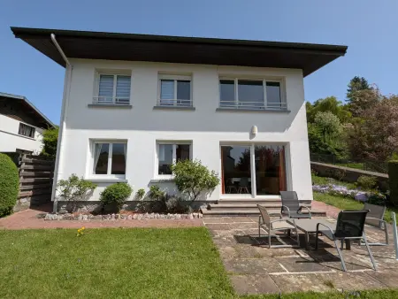 Gîte cosy au cœur de Gérardmer avec jardin et terrasse - Photo 14