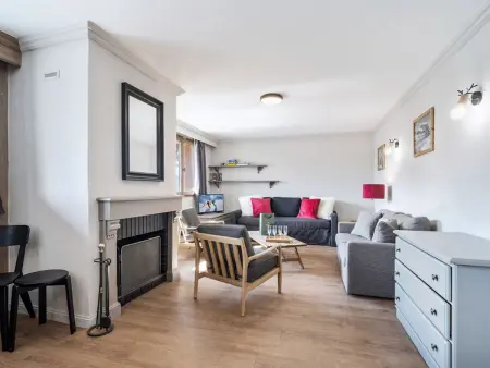 Appartement 75m² avec cheminée proche pistes, 3 chambres, pour 8 personnes - Photo 2
