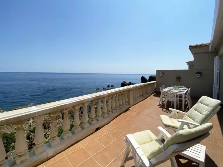 Appartement en front de mer à Begur avec piscine, accès crique, terrasse et parking - Photo 3