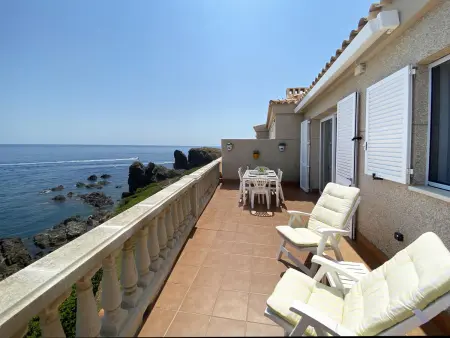 Appartement en front de mer à Begur avec piscine, accès crique, terrasse et parking - Photo 5