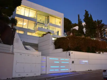 Villa de Luxe à Sitges: Piscine Chauffée, Jacuzzi, WiFi, Climatisation - Photo 8