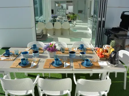 Villa de Luxe à Sitges: Piscine Chauffée, Jacuzzi, WiFi, Climatisation - Photo 10