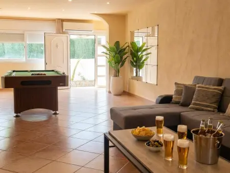 Villa à Sitges : 5 chambres, piscine privée, climatisation, jusqu'à 16 pers. - Photo 15