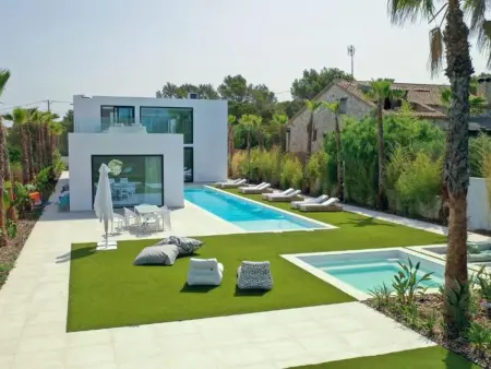 Villa design près de Sitges avec piscine privée et WiFi - Photo 1