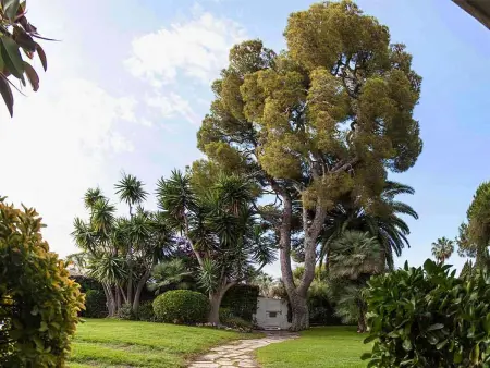 Villa bord de mer à Sitges avec piscine privée et jardin, proche centre et plage - Photo 9