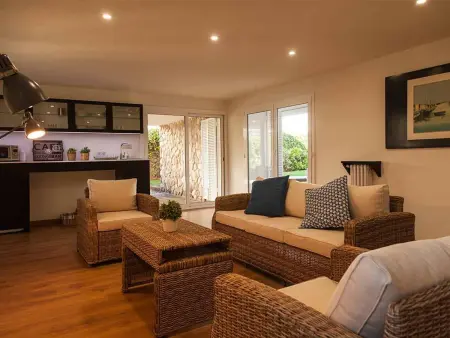 Villa bord de mer à Sitges avec piscine privée et jardin, proche centre et plage - Photo 11