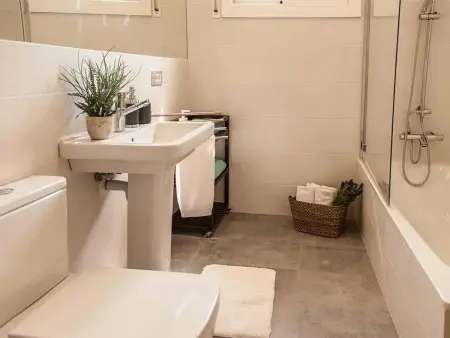 Villa bord de mer à Sitges avec piscine privée et jardin, proche centre et plage - Photo 32