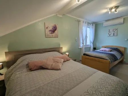 Chalet spacieux avec sauna, spa et baby-foot, proche stations de ski - Photo 26