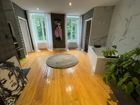 Appartement bourgeois et moderne au cœur d'Épinal, idéal pour découvrir la ville - Photo 7
