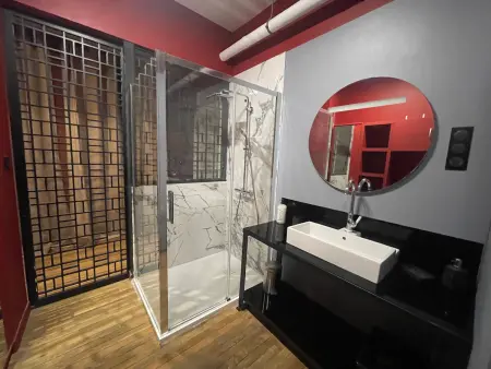 Appartement bourgeois et moderne au cœur d'Épinal, idéal pour découvrir la ville - Photo 17
