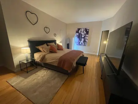 Appartement bourgeois et moderne au cœur d'Épinal, idéal pour découvrir la ville - Photo 24
