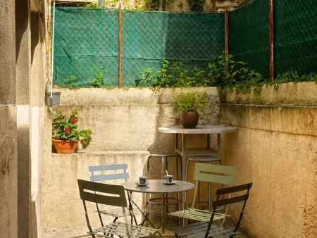 Maison médiévale en Berry avec cour privative et tout inclus - Photo 13