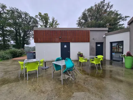 Cabane forestière en Berry près d'une base nautique - Photo 8