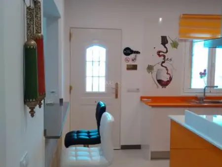 Maison neuve avec piscine privée chauffée à La Oliva - Photo 2