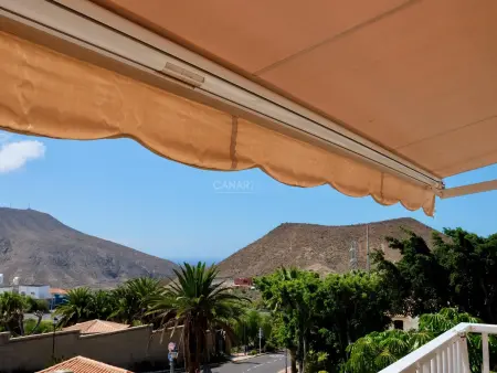 Penthouse moderne et chaleureux avec terrasse et piscine - Photo 21