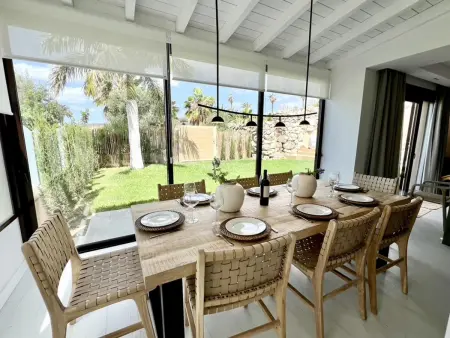 Maison de Luxe avec Piscine Privée, Jacuzzi et Golf - Photo 8
