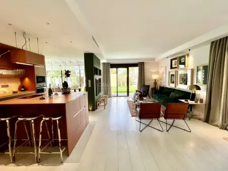 Maison de Luxe avec Piscine Privée, Jacuzzi et Golf - Photo 10