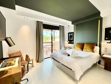 Maison de Luxe avec Piscine Privée, Jacuzzi et Golf - Photo 20