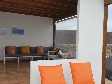 Maison rénovée avec jardin à La Oliva, proche plages - Photo 15