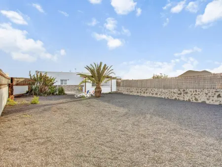 Maison rénovée avec jardin à La Oliva, proche plages - Photo 20